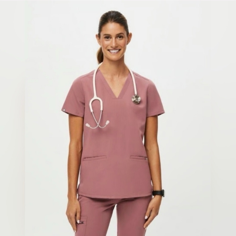FIGS Women's Scrub Set MINERAL MAUVE 2221 Casma Top Yola Pants